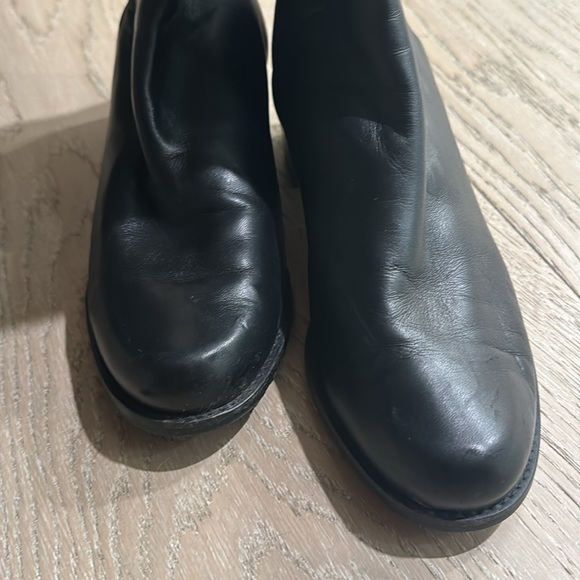 Stuart Weitzman Tall Black Knee High boot - Picture 6 of 9